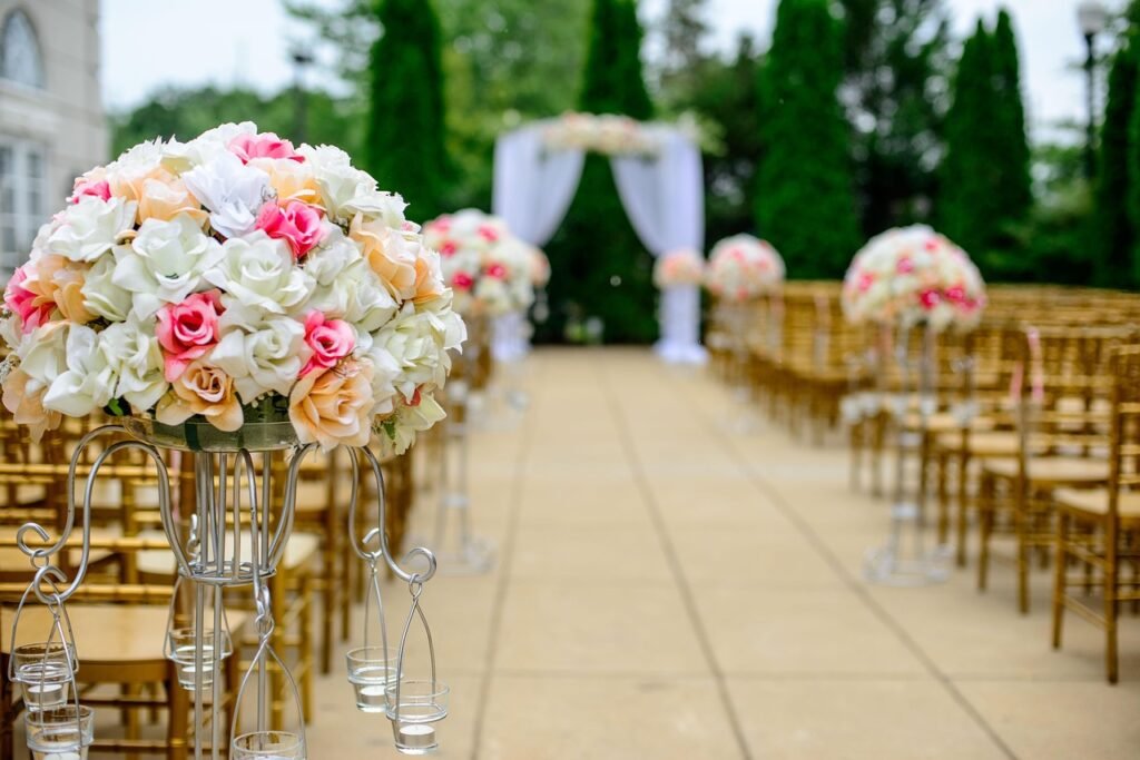wedding, aisle, flower arrangement, bloom, blossom, bouquet, celebration, flower wallpaper, chairs, decoration, flora, flowers, beautiful flowers, roses, event, flower background, nature, wedding photography, wedding preparations